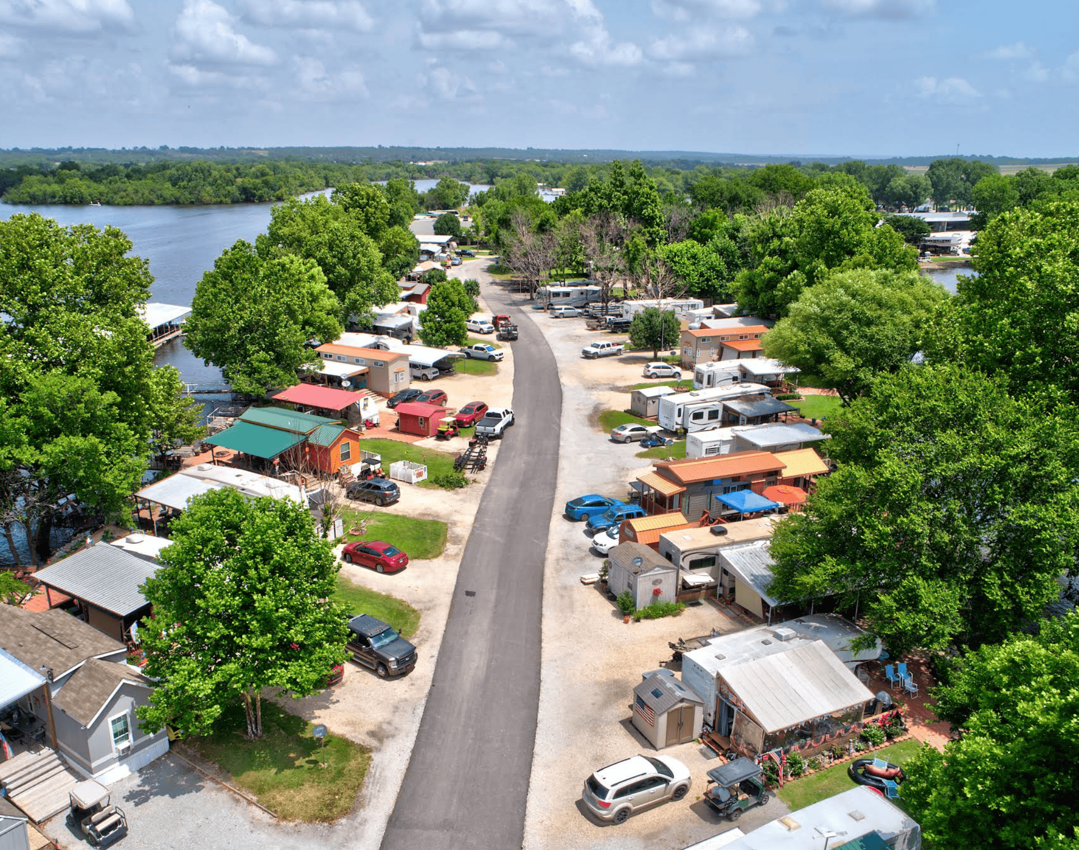 Grand Lake RV Resort and campground near Cleora