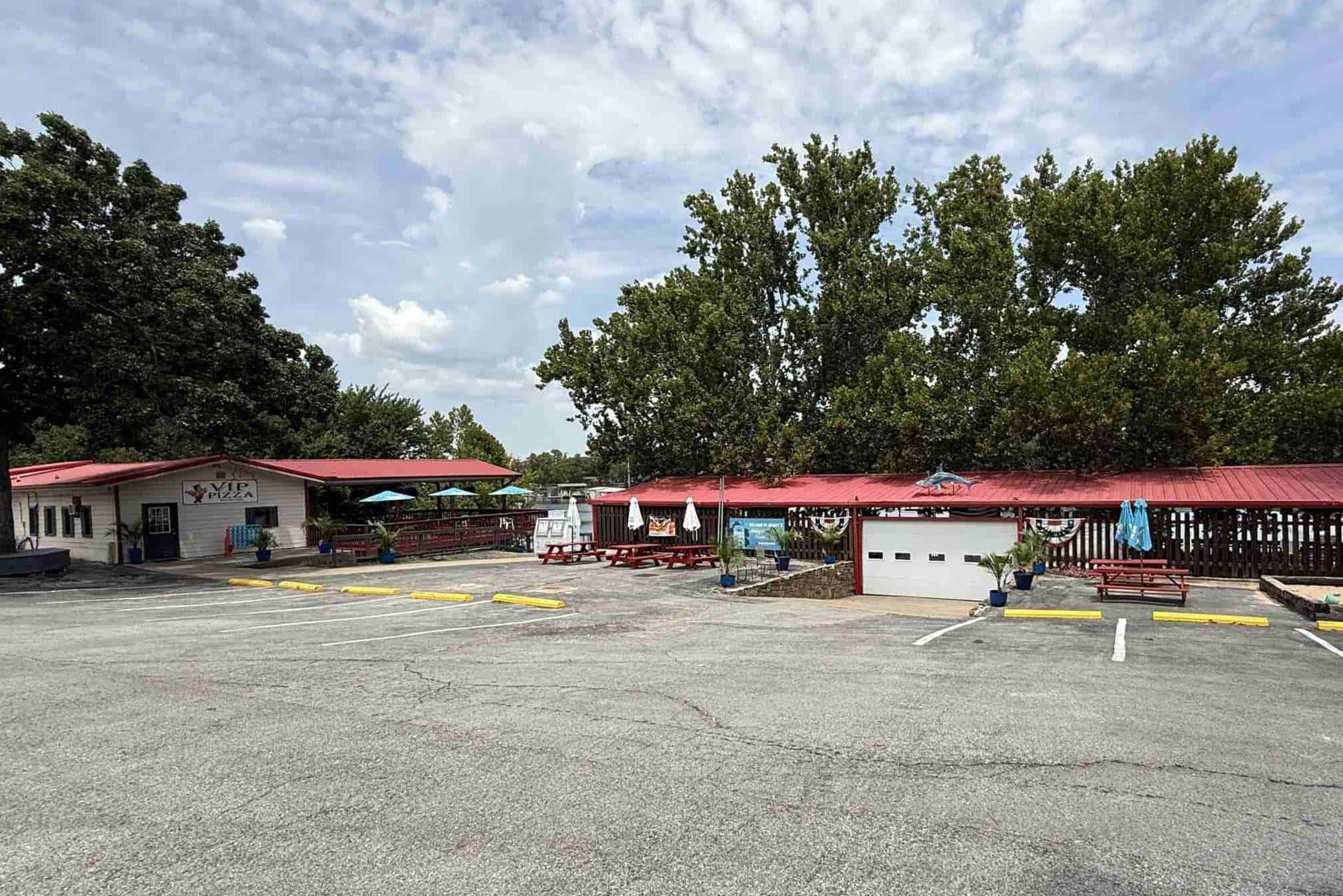 Vip Pizza & Sharkys in Disney, Oklahoma