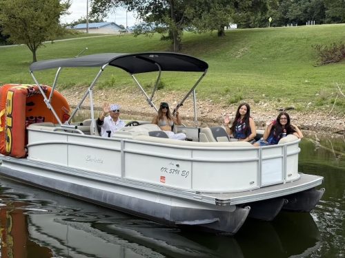 30-Boat-rental-service-Grand-Lake-Oklahoma-IMG 3916